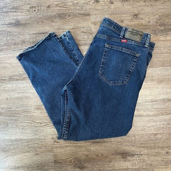 Wrangler Mens Regular Fit Jeans Size 40 x 29 Straight Leg - Picture 1 of 5